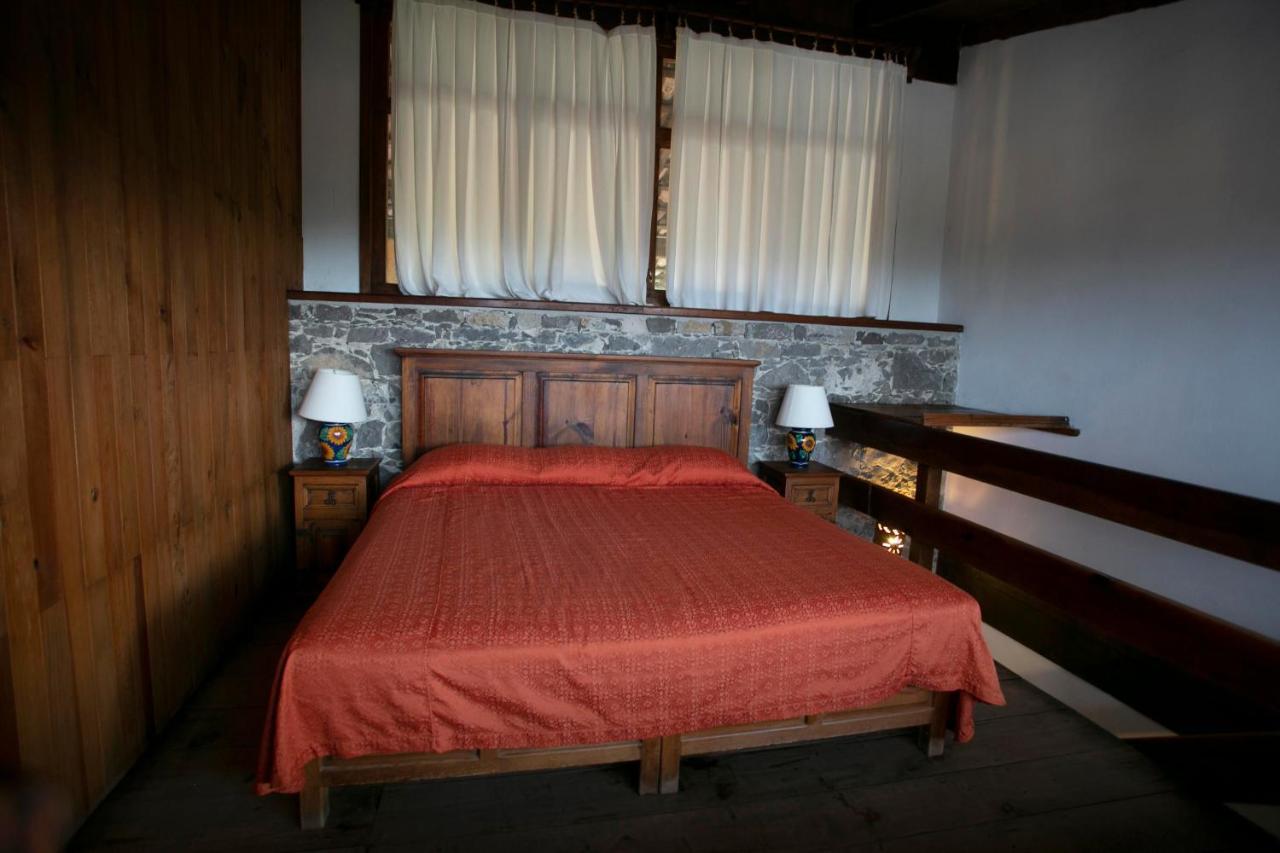 Hotel La Casa De Piedra Куэцалан-дель-Прогресо Экстерьер фото